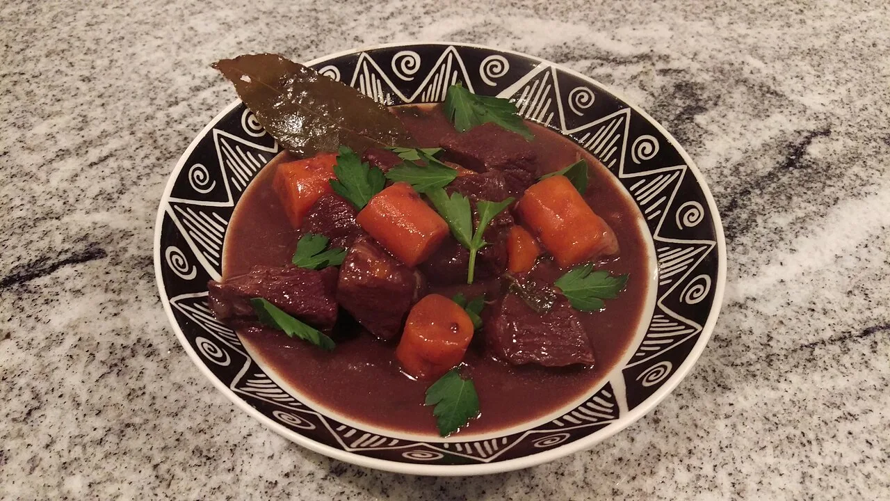 Boeuf Bourguignon Tabağı
