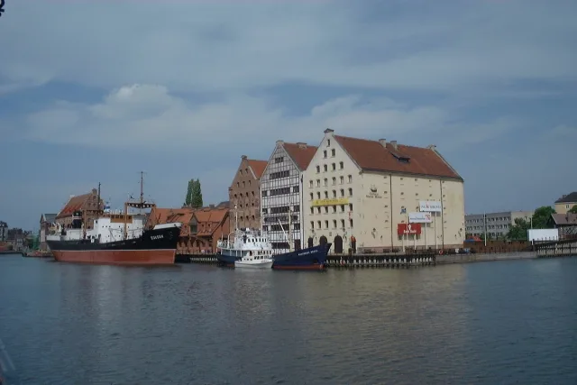 Gdansk AmberSky Donme Dolabi