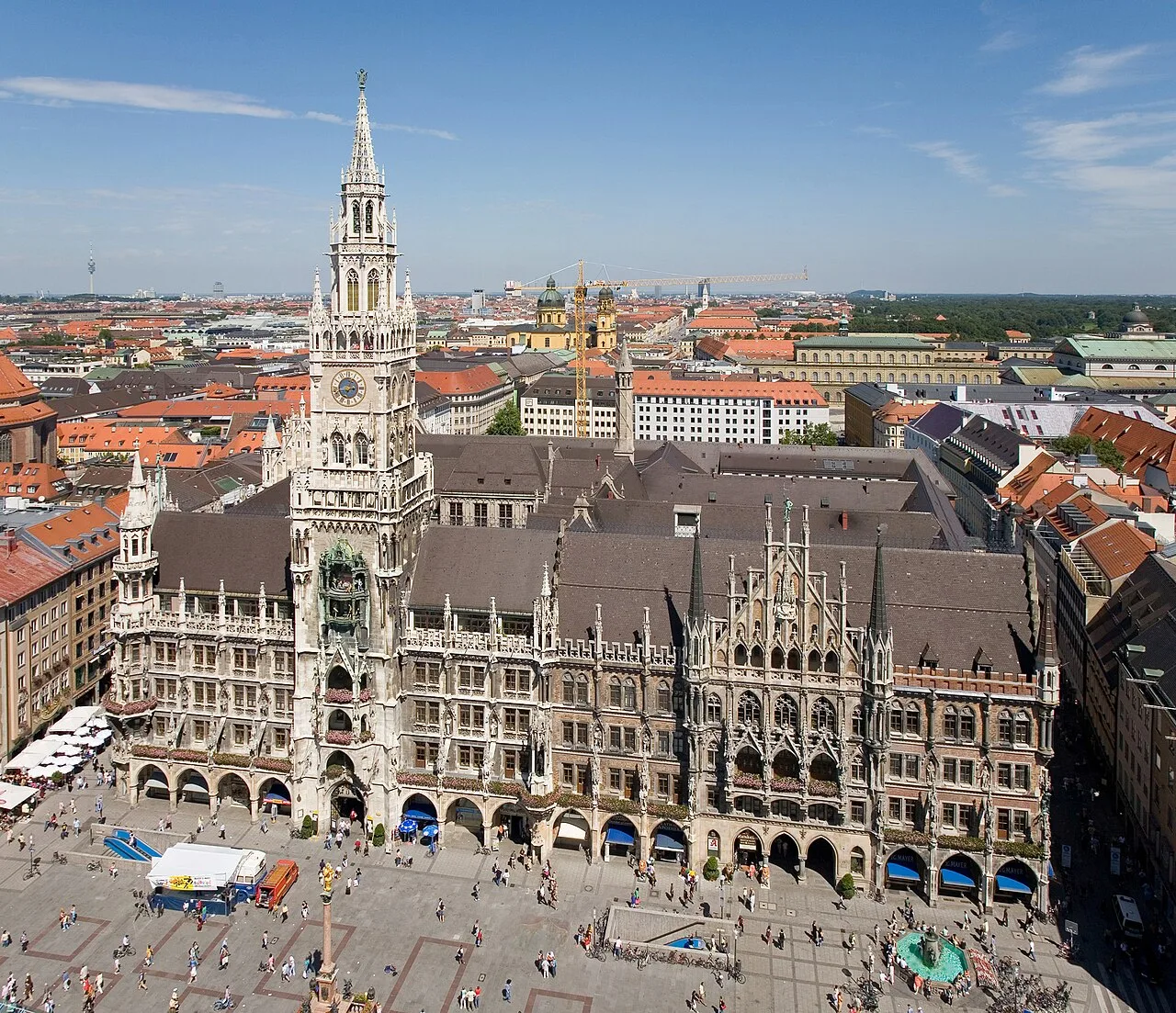 Munih Marienplatz Meydani