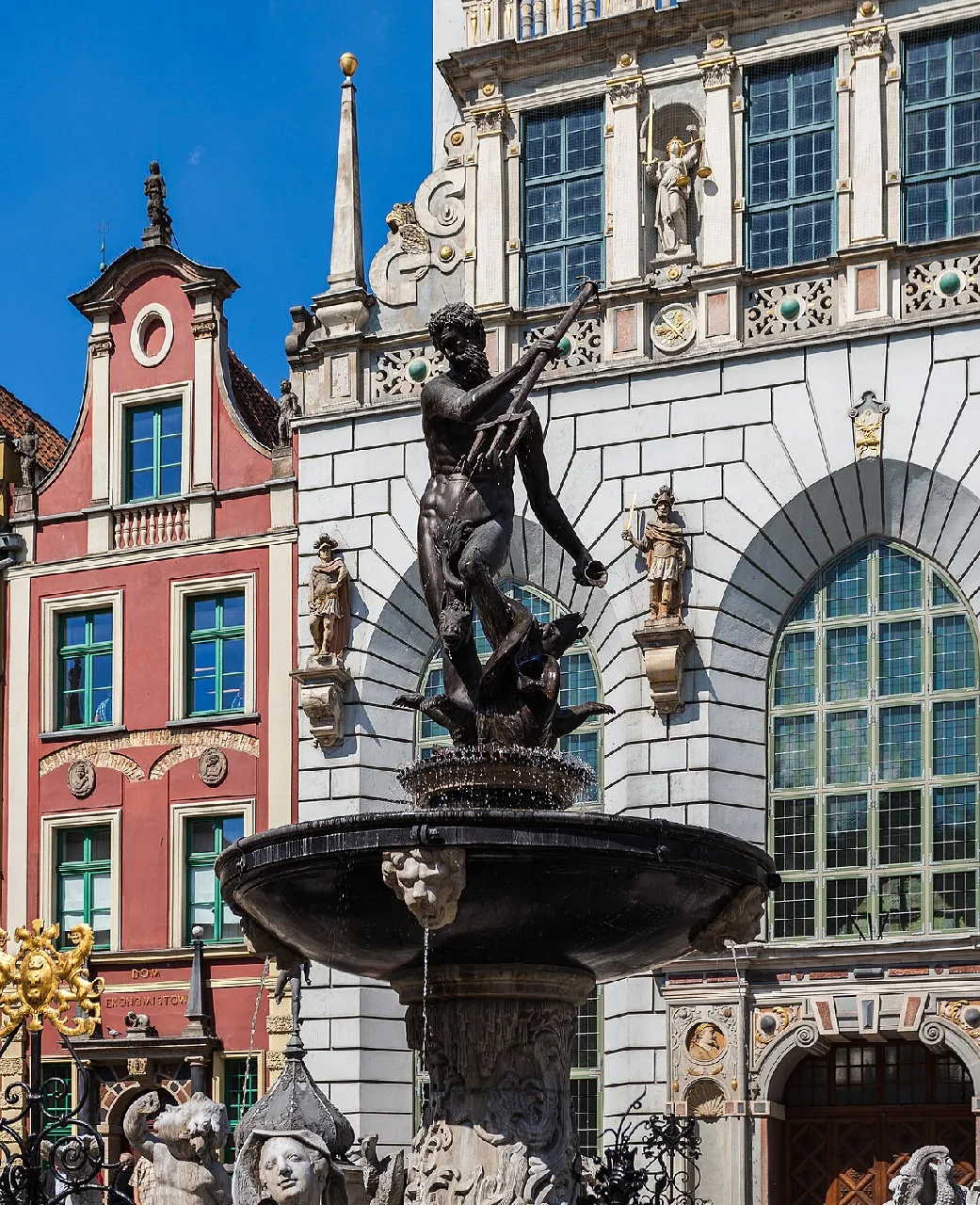 Neptün Çeşmesi Gdansk
