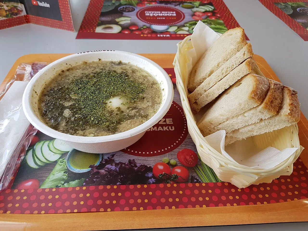 Ekmek Icinde Zurek Corbasi